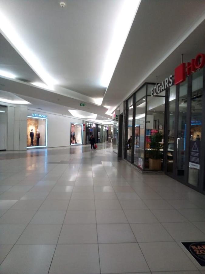 One Rosebank Stay Johannesburg Buitenkant foto
