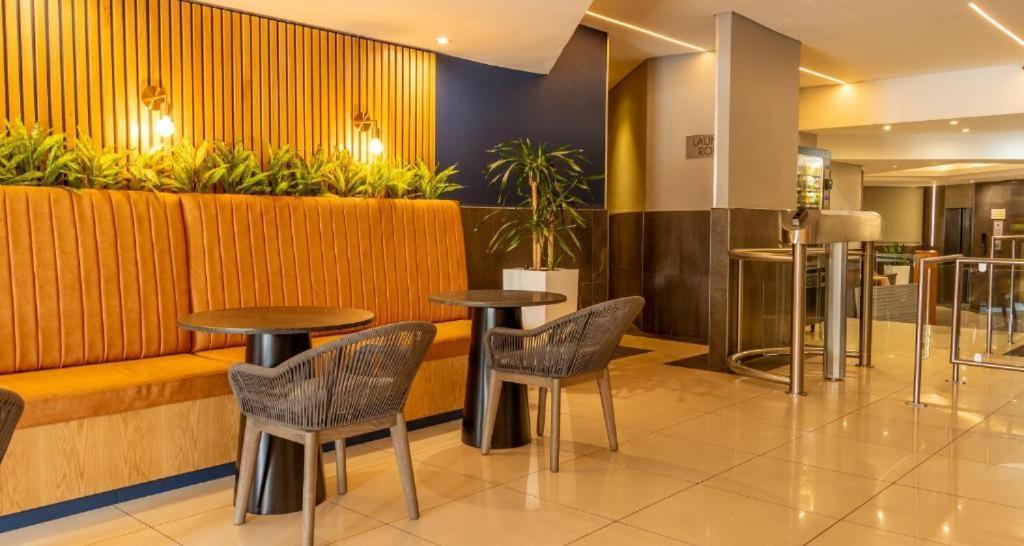One Rosebank Stay Johannesburg Buitenkant foto